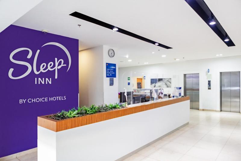 Sleep Inn Leon Antares Bagian luar foto