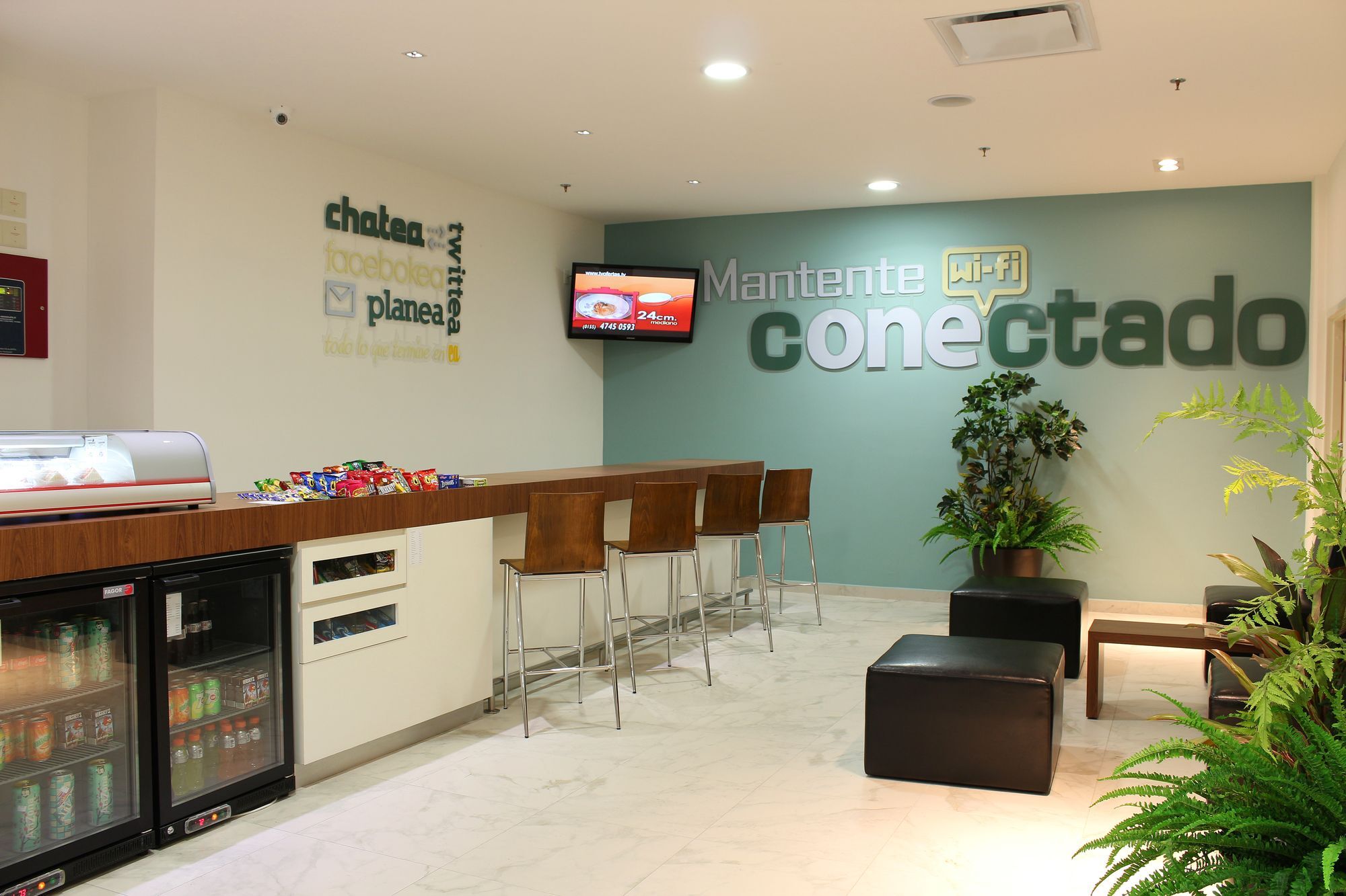 Sleep Inn Leon Antares Bagian luar foto
