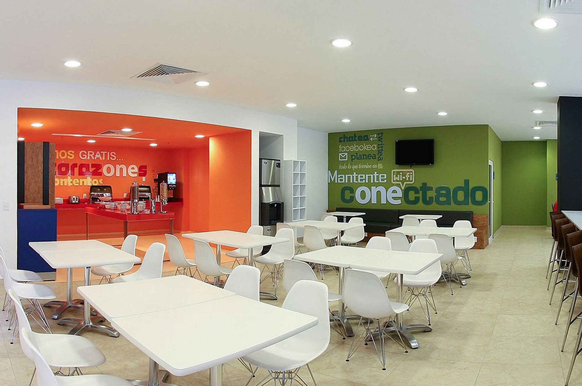 Sleep Inn Leon Antares Bagian luar foto